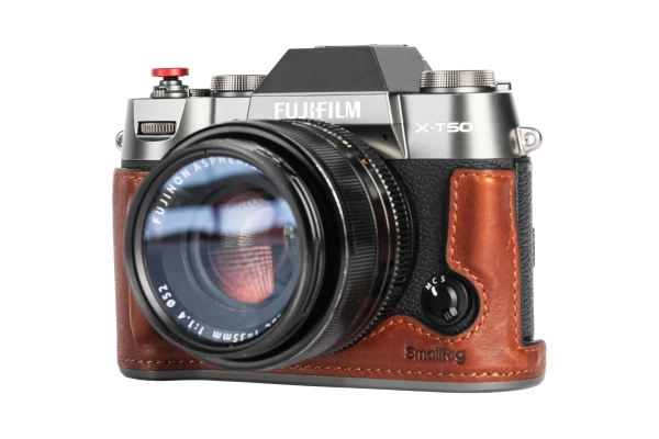 Чехол SmallRig 4710 для FUJIFILM X-T50 (коричневый)